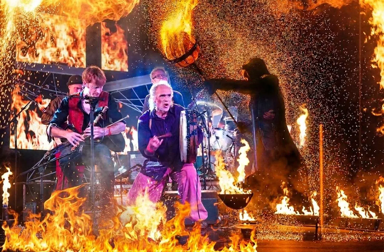 A Samhain Spectacle In Flame & Sound With Kíla